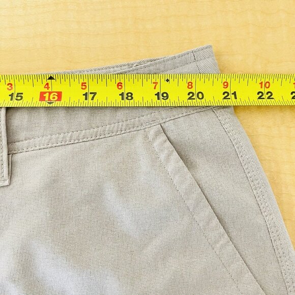 Hang Ten Men's Beige Shorts Size 40 Flat Front Zip Drawstring Waist Pockets - Picture 10 of 13